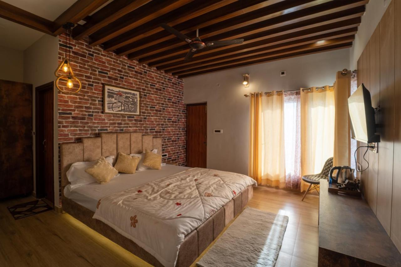 Aranya - Mussoorie Pensionat Exteriör bild