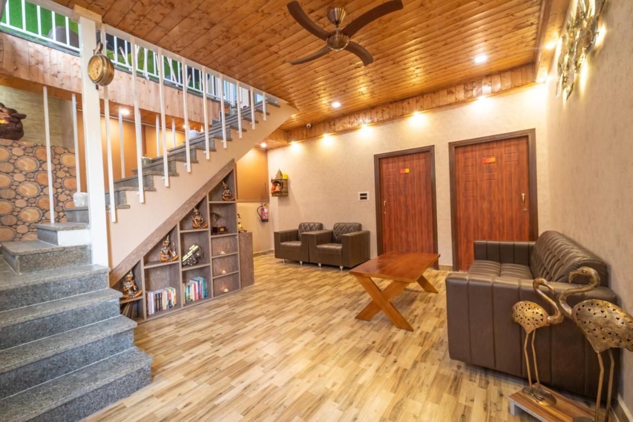 Aranya - Mussoorie Pensionat Exteriör bild