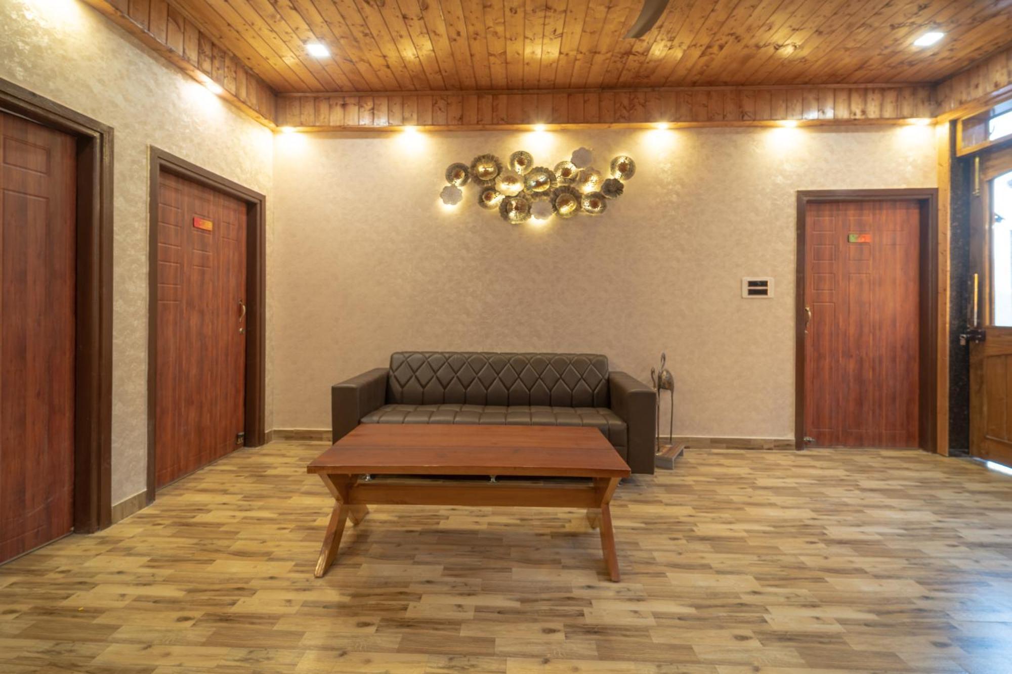 Aranya - Mussoorie Pensionat Exteriör bild
